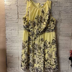 CJ Banks Yellow Floral Dress – Size 22W Plus Size Curvy